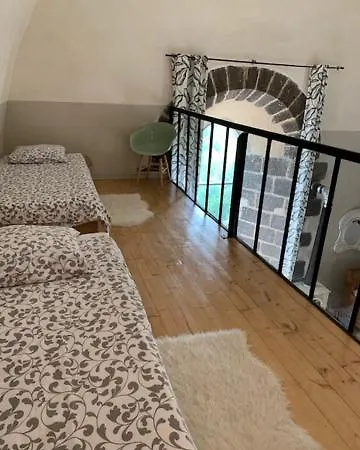 Et Du Prieure De La Bajasse - Le 1150 Bed & Breakfast